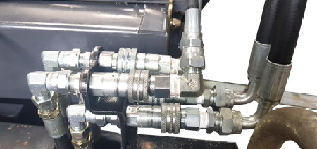 Hydraulic ports
